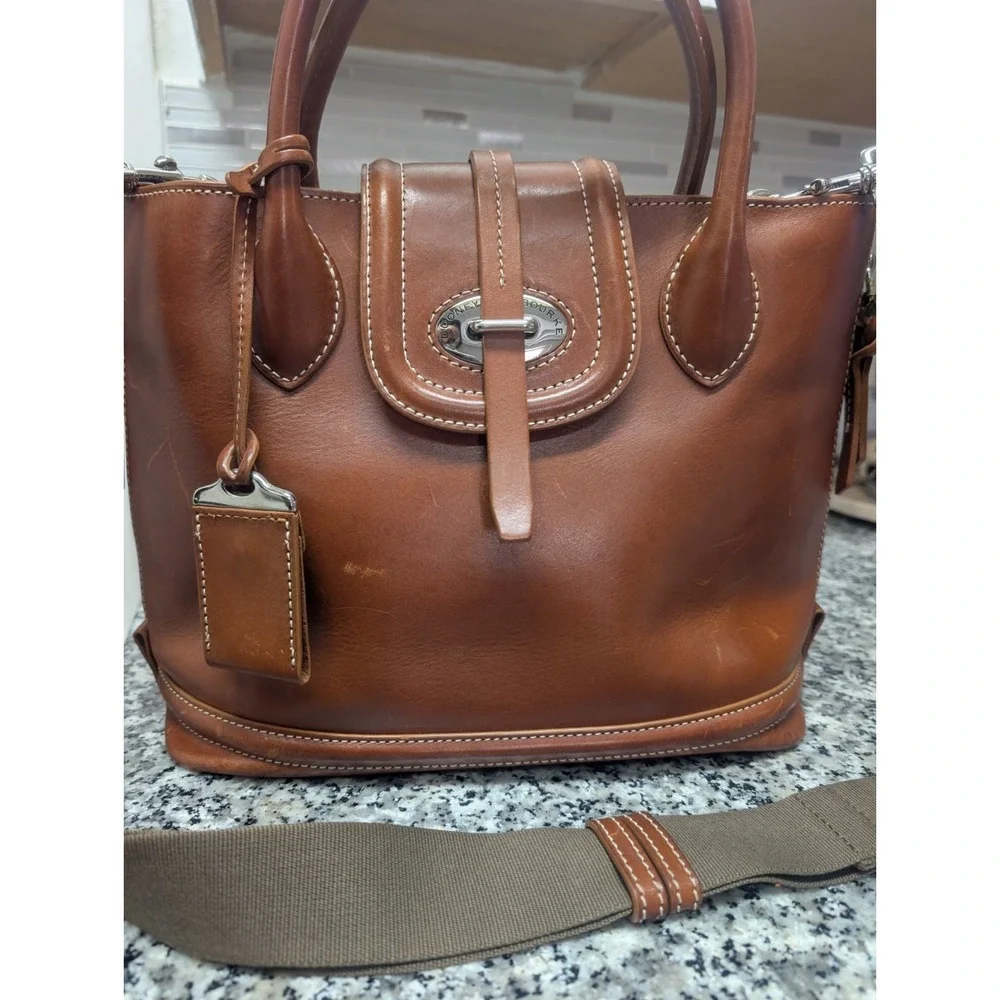 Dooney & Bourke Florentine Leather Barlow Side Zip Tote Satchel  Shoulder Bag